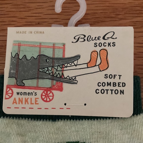 “Plants Get Me” Socks - Picture 4 of 6